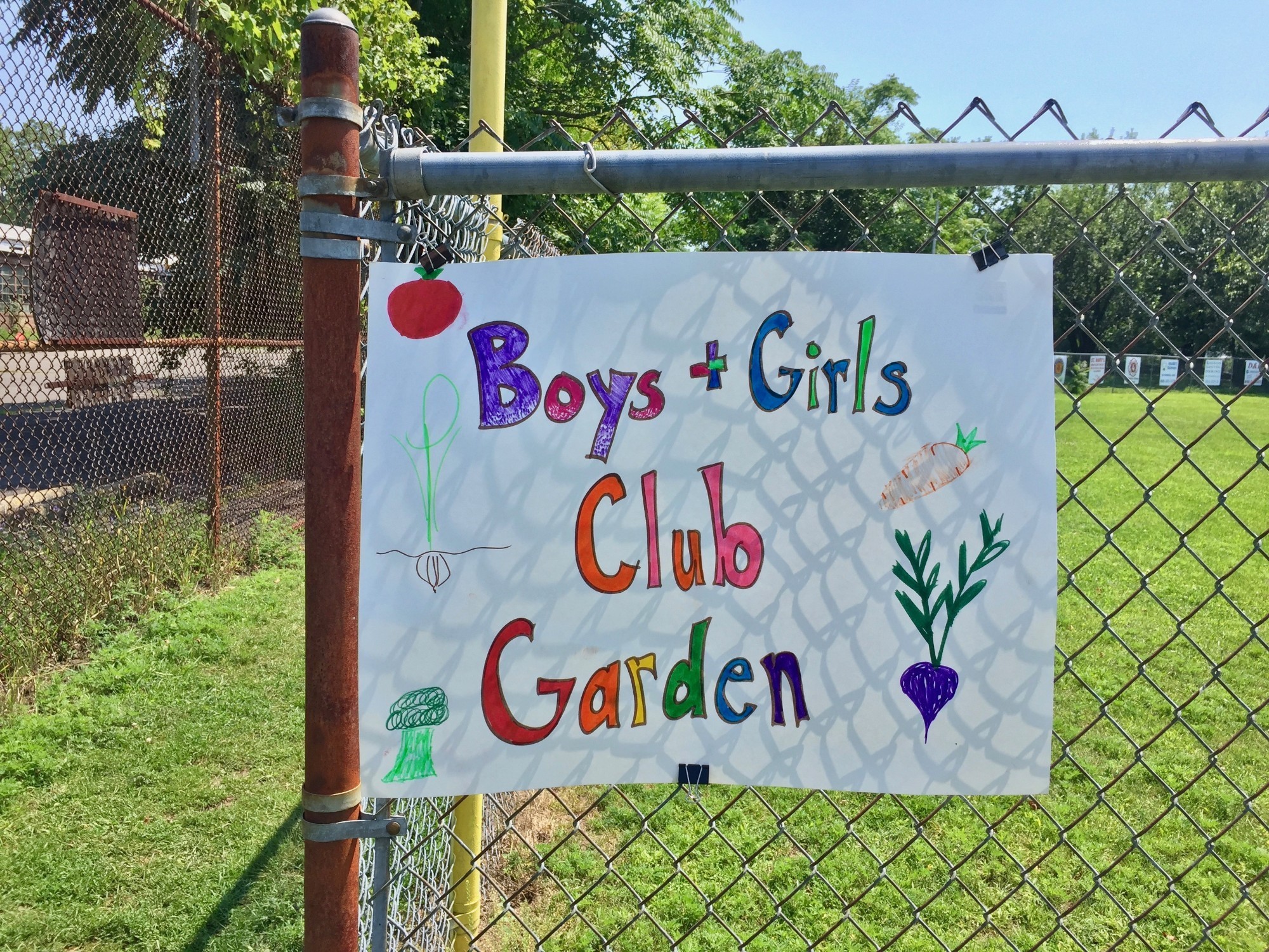 Decoration poster of garden club SNAP Ed visit
